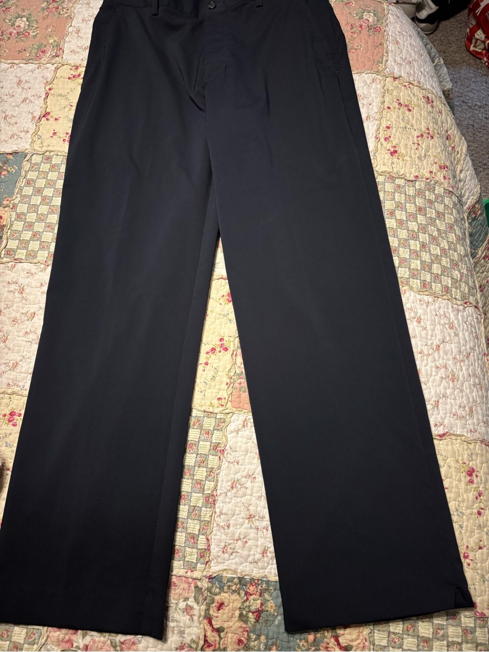 Izod Men's Black Dress Slacks 32x30